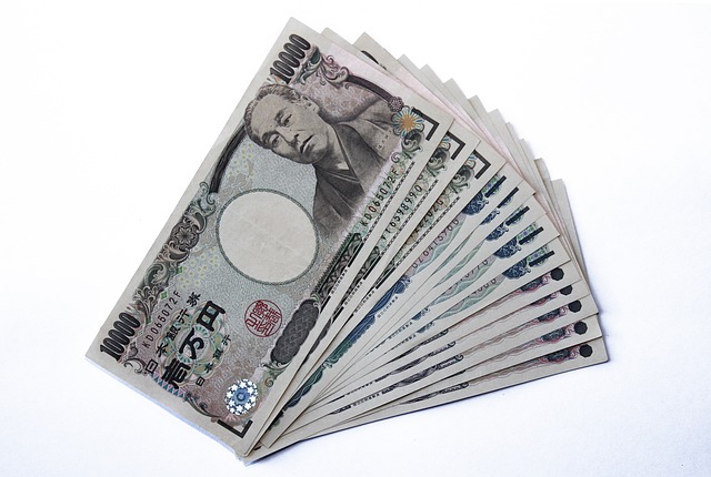 日本長期利率橫向移動(dòng)，美元/日元匯率波動(dòng)，BOJ政策會(huì)議在即